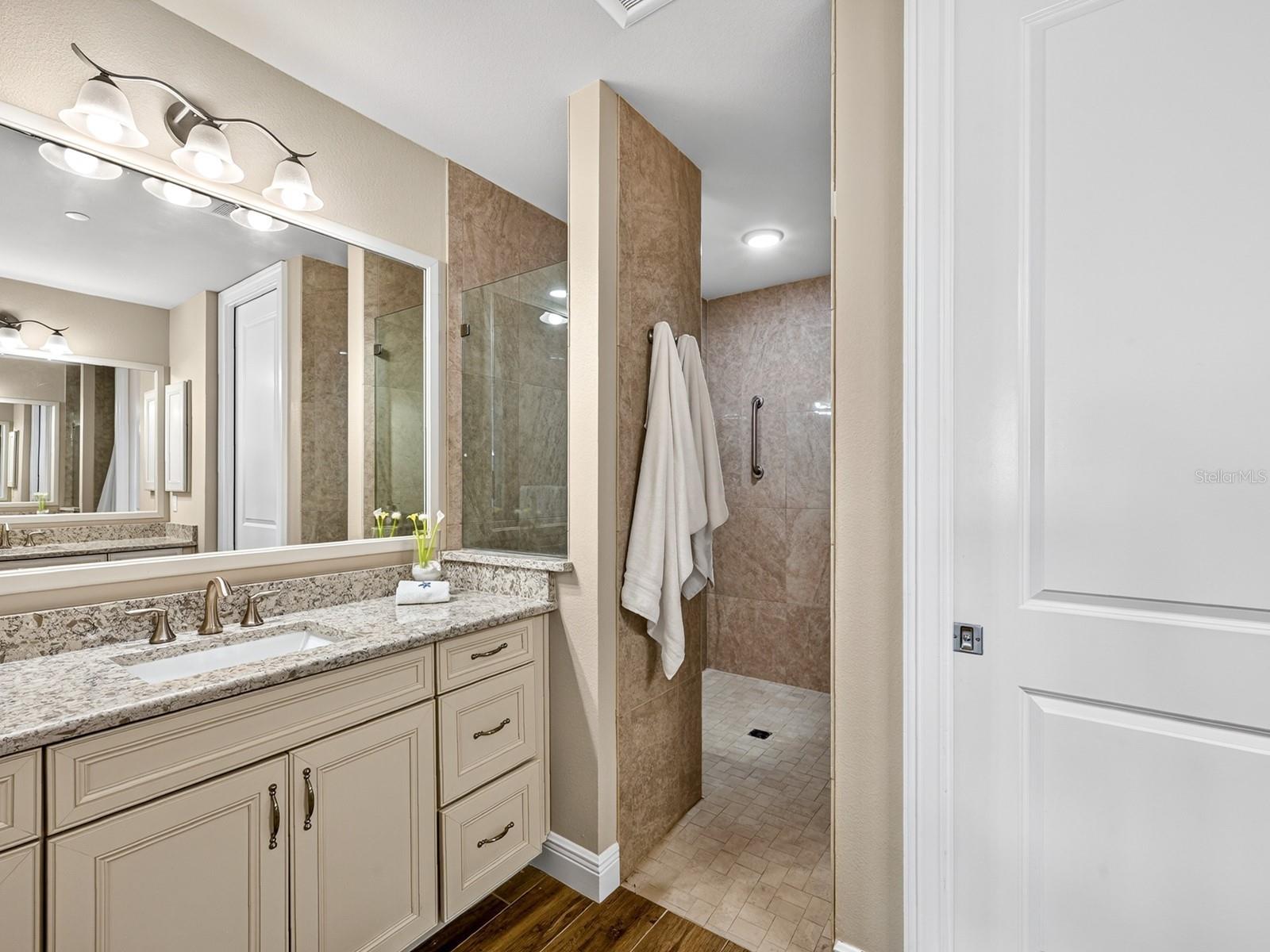 501 Tamiami Trail N 201