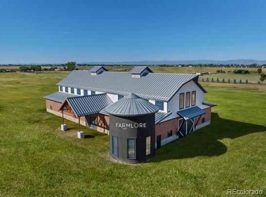 2102 Wagon Wheel Aly