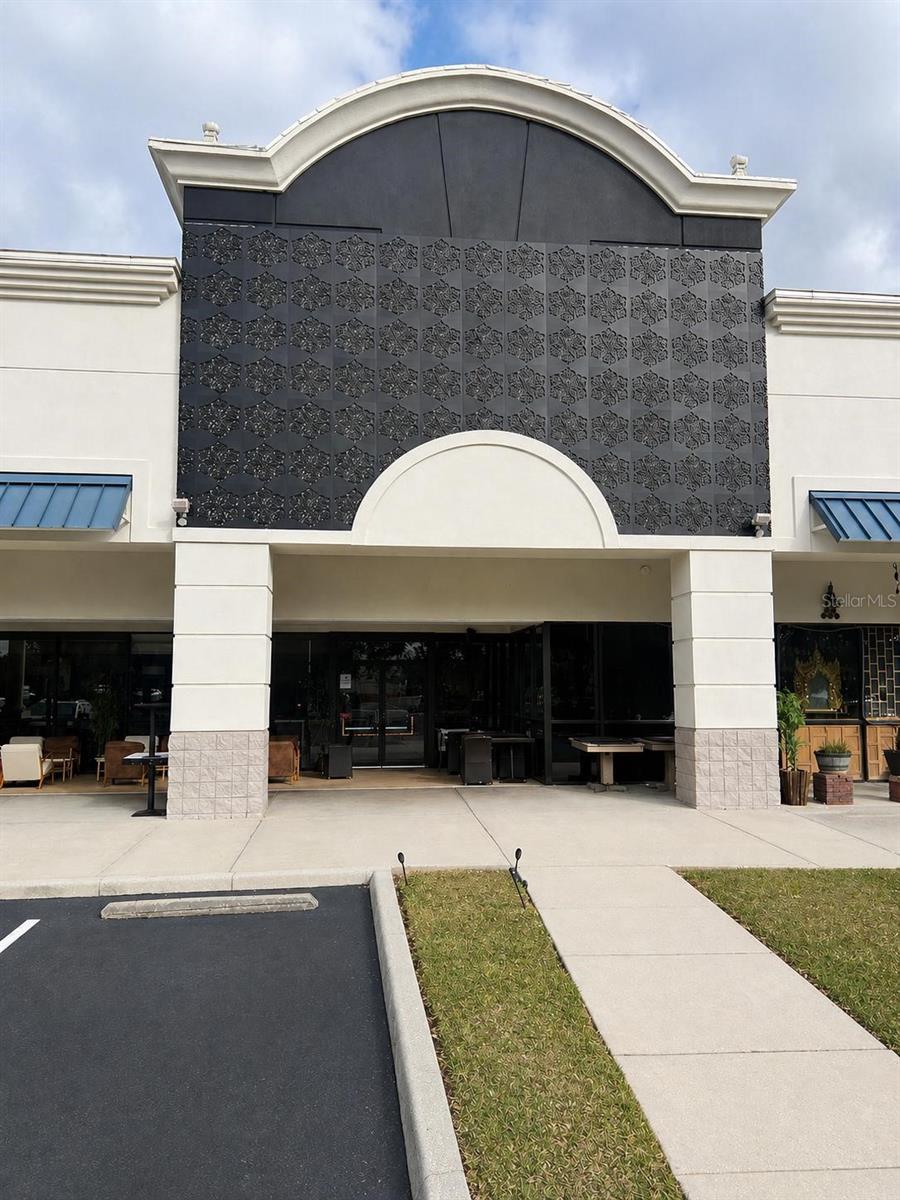 11025 International Dr, Orlando, FL