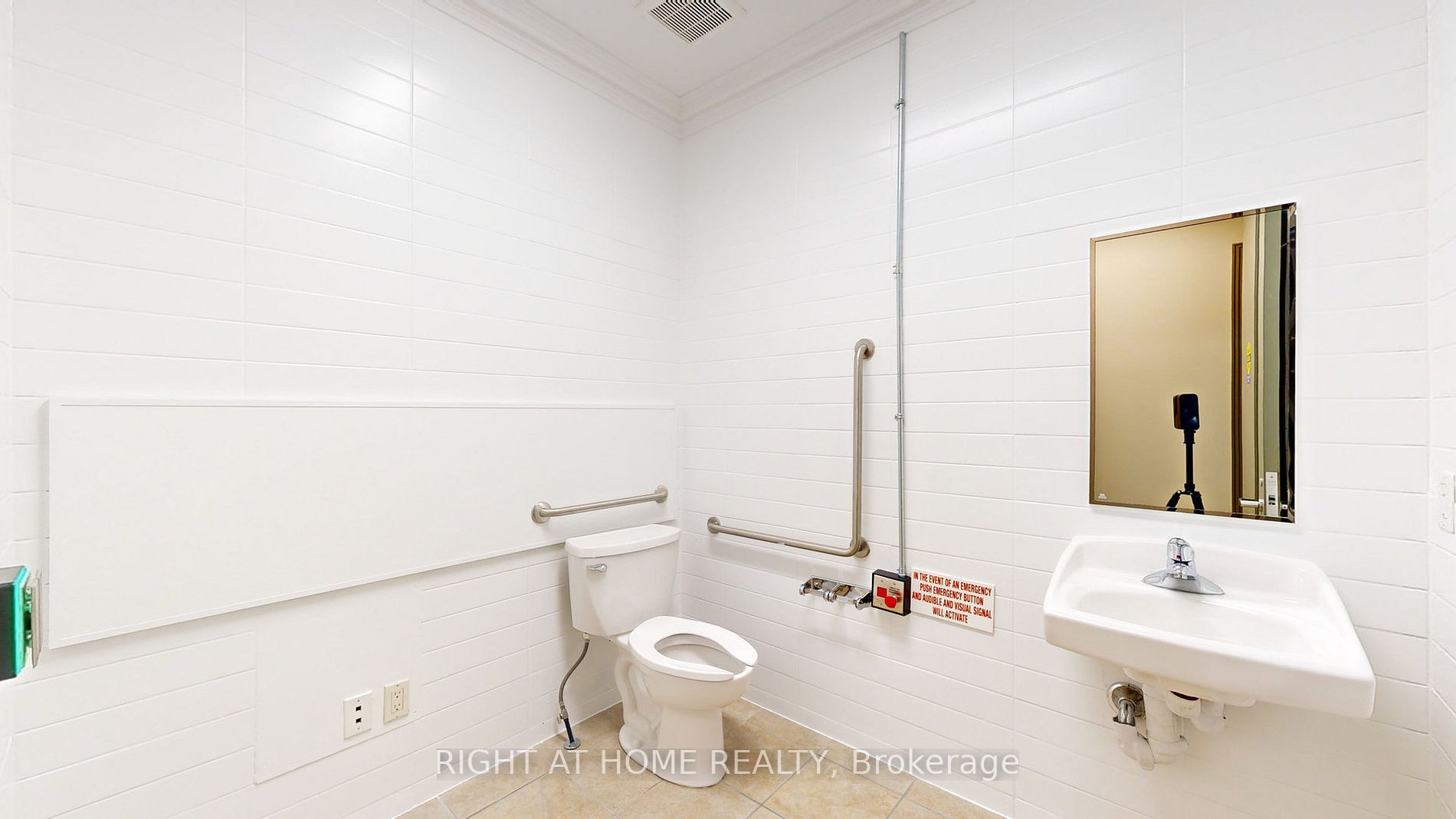 46 Lepage Crt Unit A