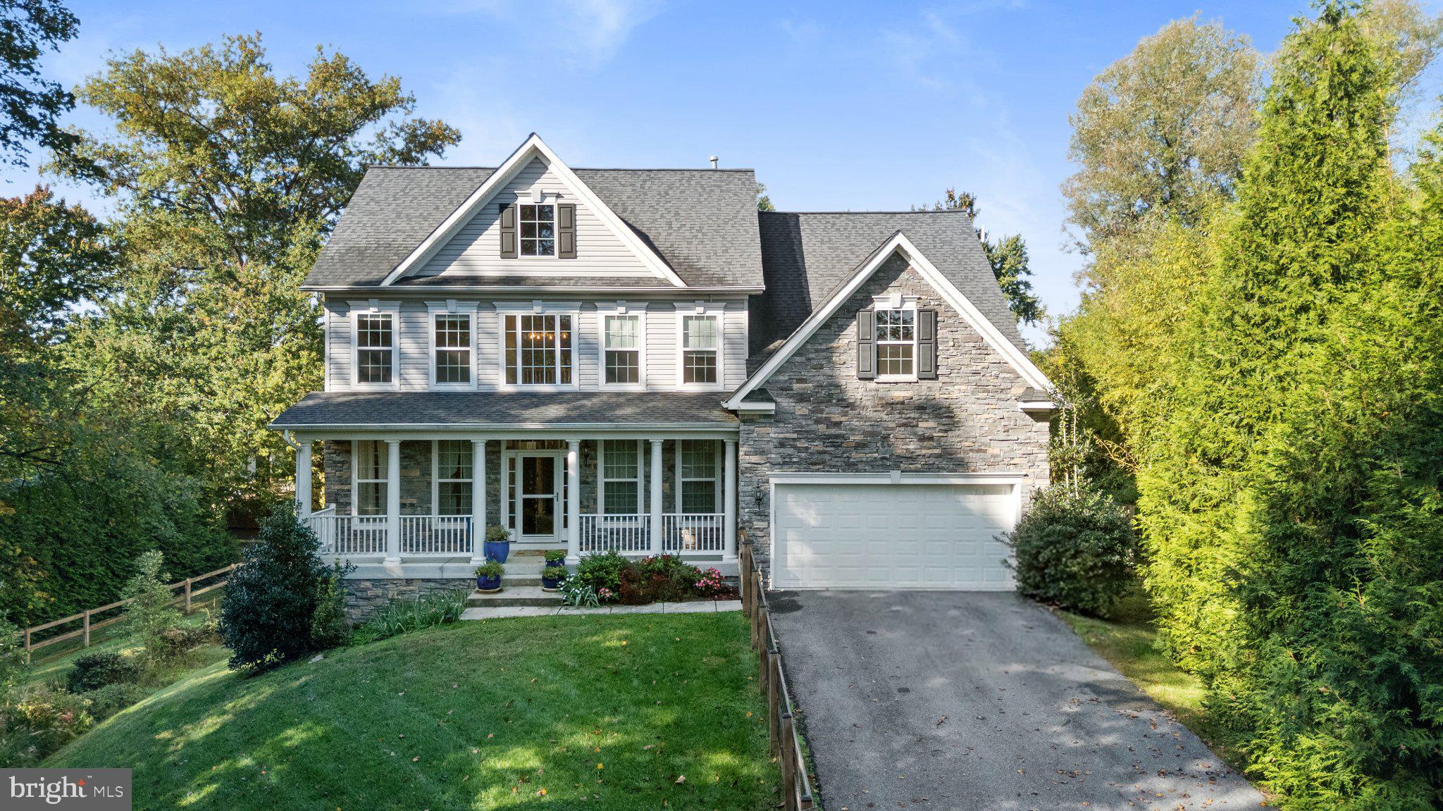 10803 Hunting Lane
