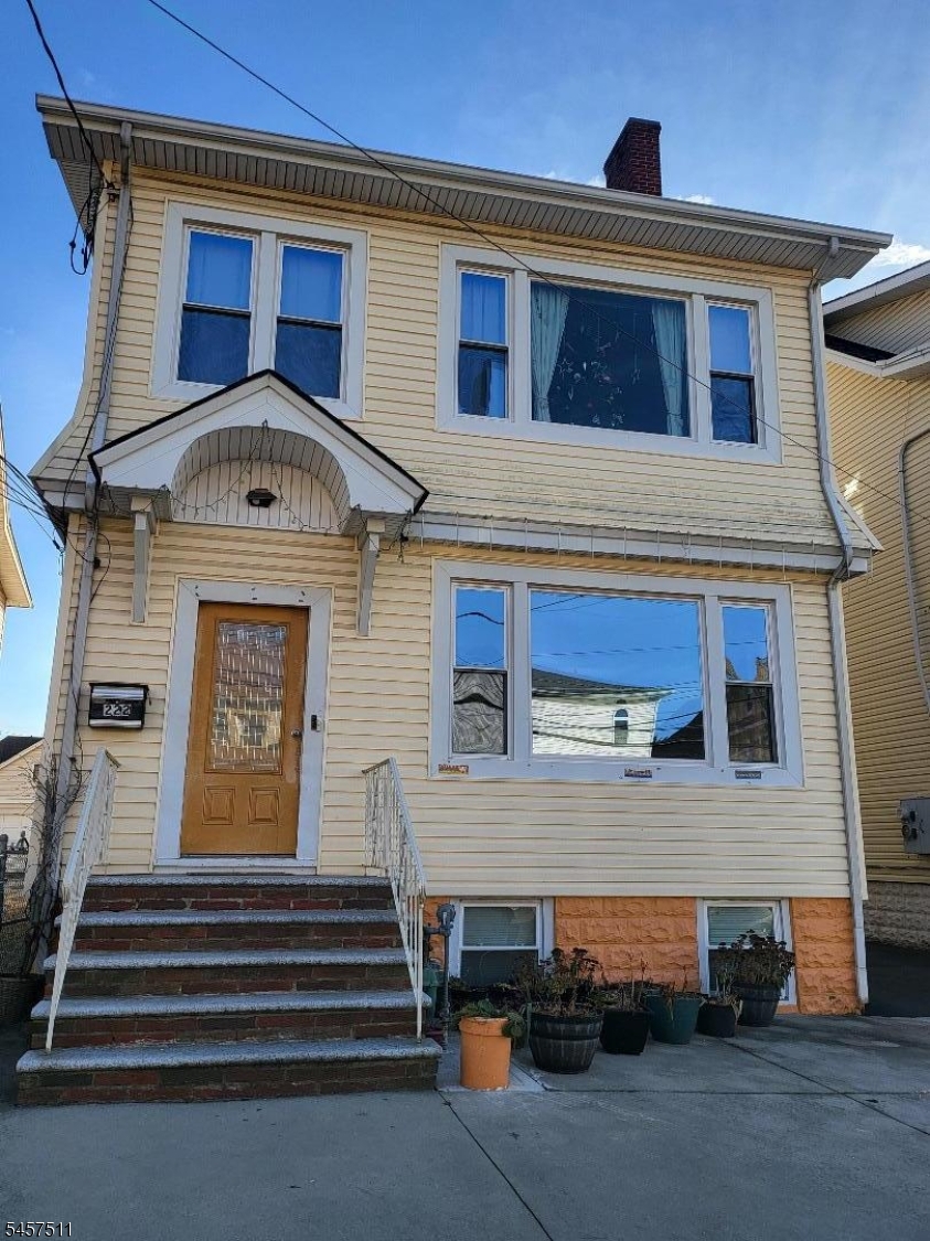 222 Vine St