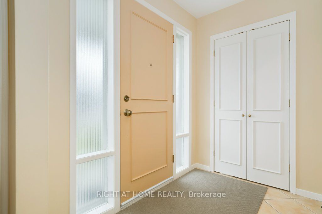 7 Sandbourne Cres