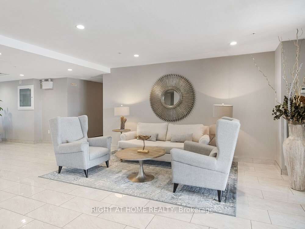 35 Southshore Cres 408