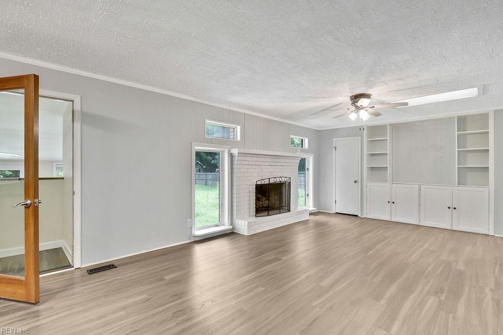 212 Pinewood Drive