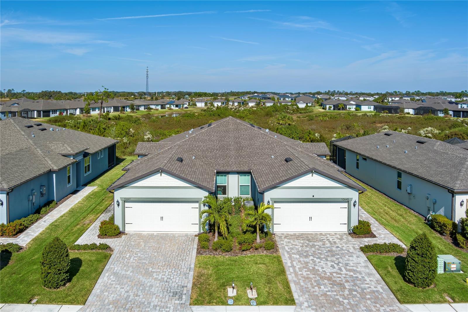 10641 Spring Tide Way
