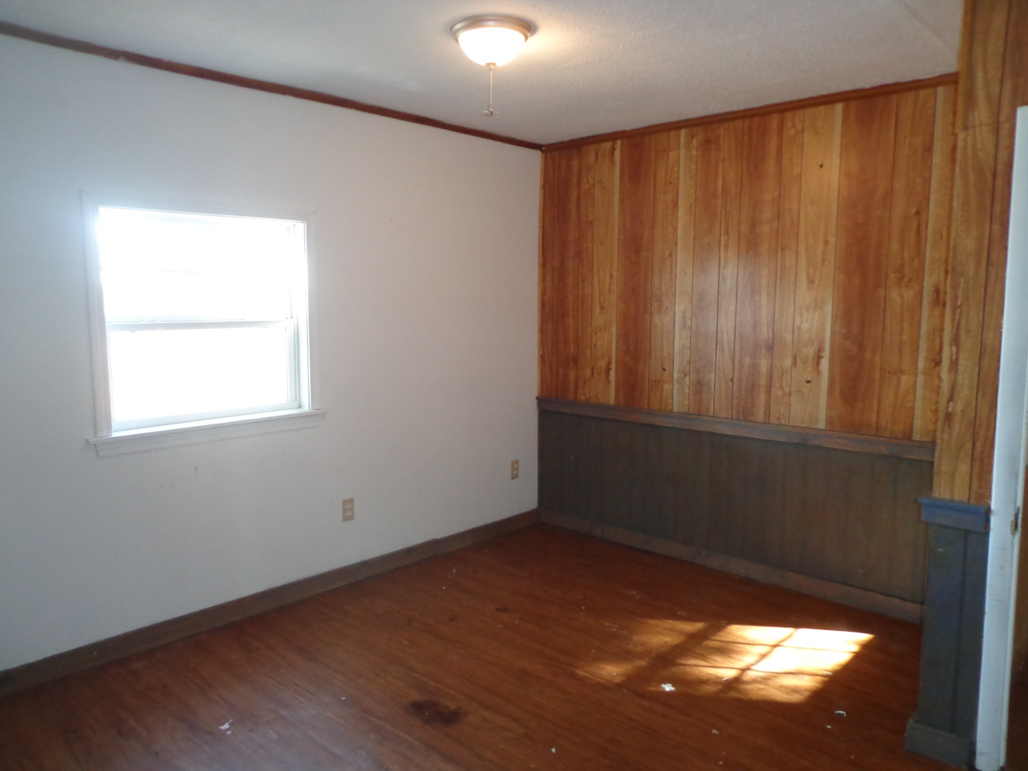 4870 Highway 70 W