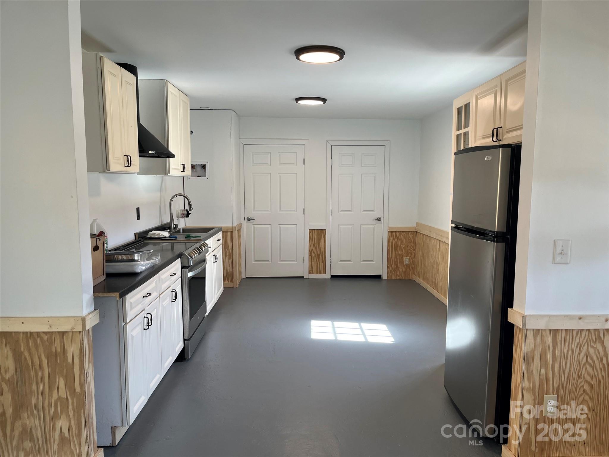 1961 Cane Creek Road