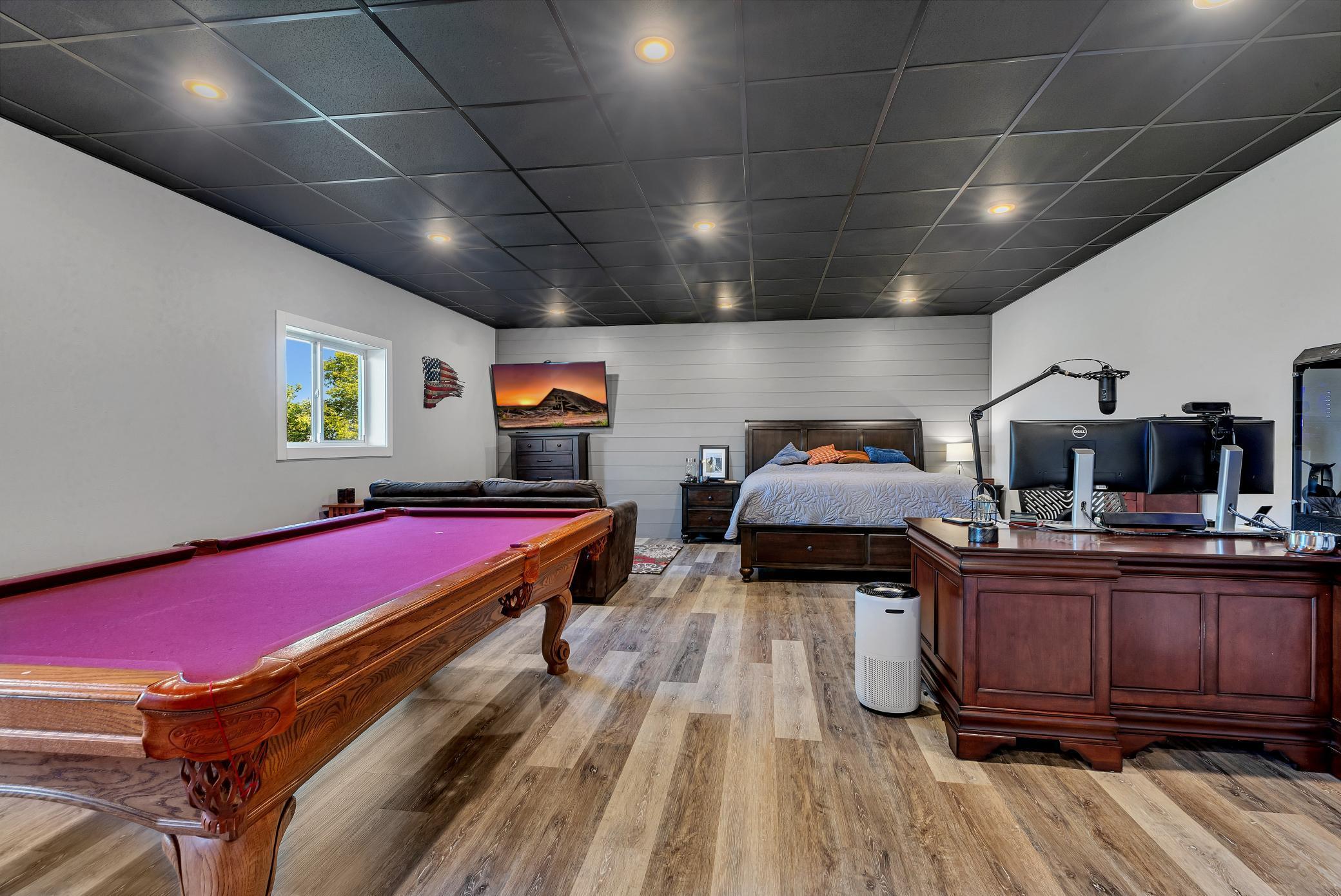 8841 Basil Road