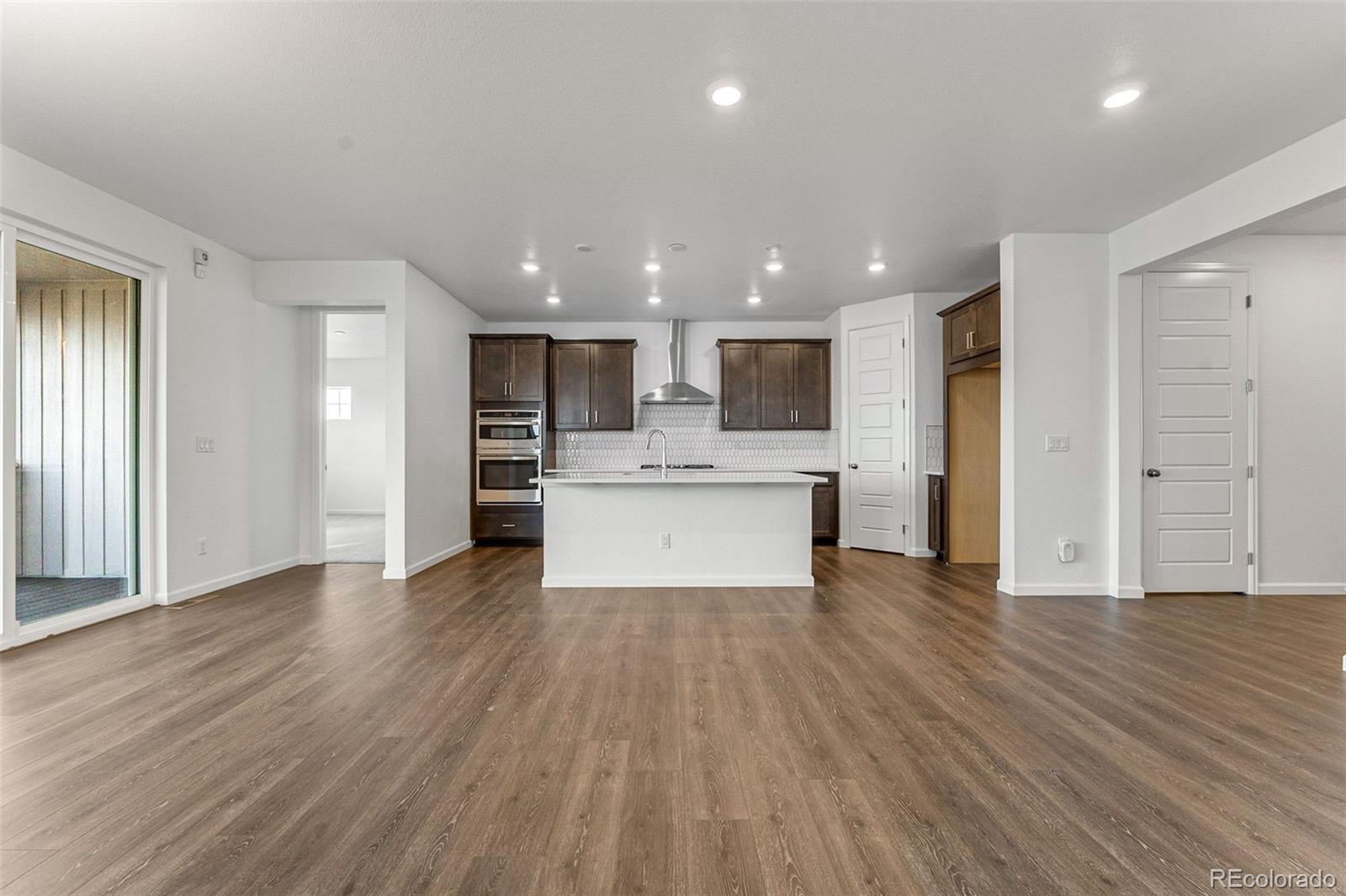 8844 Whiteclover Street