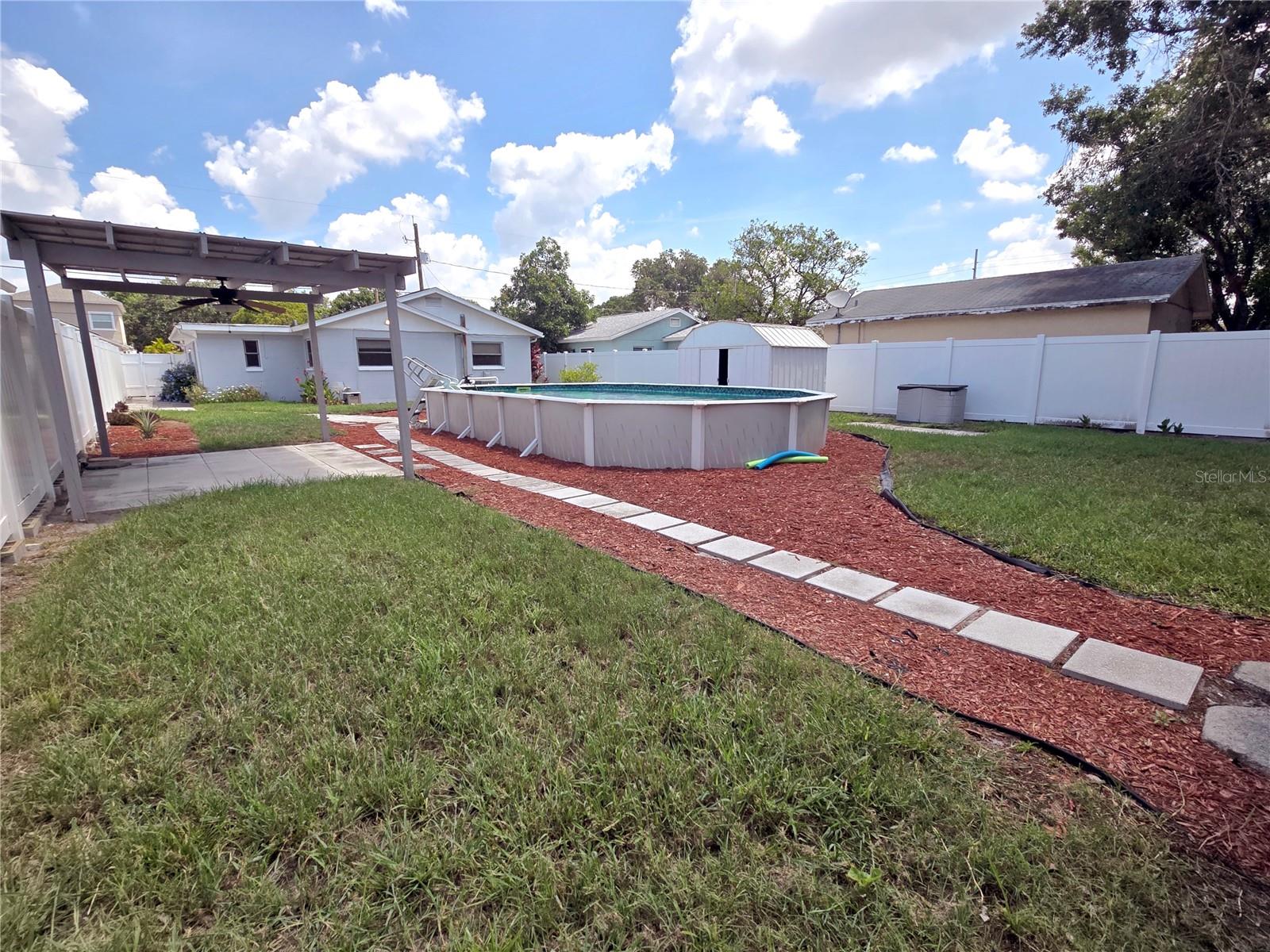 3312 W Saint Conrad Street