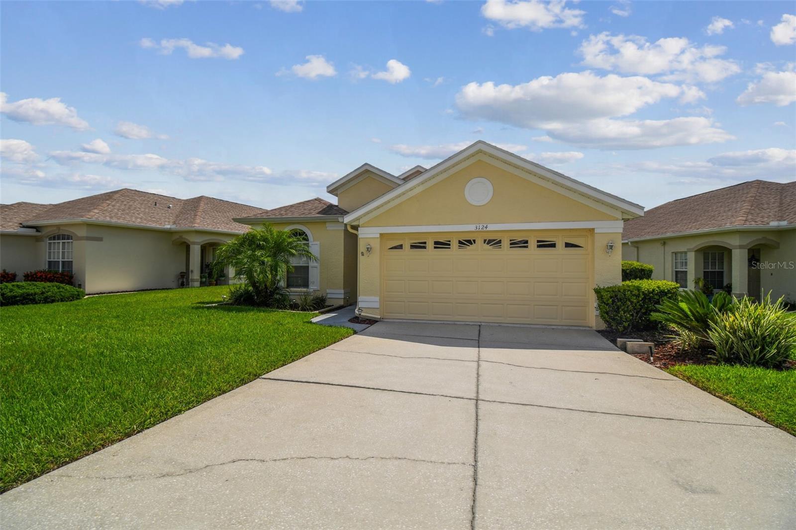 3124 Banyan Hill Lane