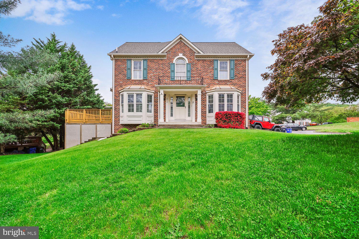 6610 Commodore Ct  