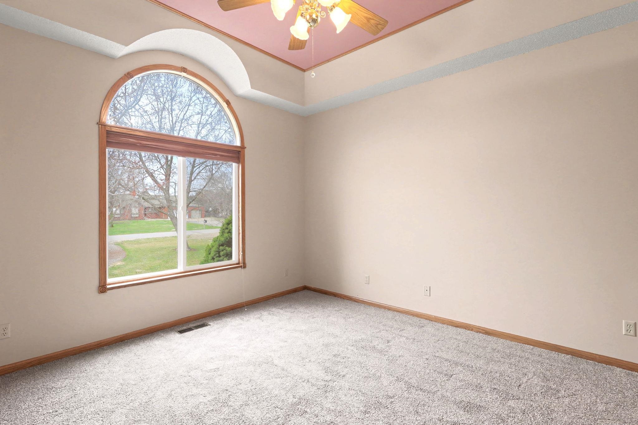 2318 N Cedar Downs Ln