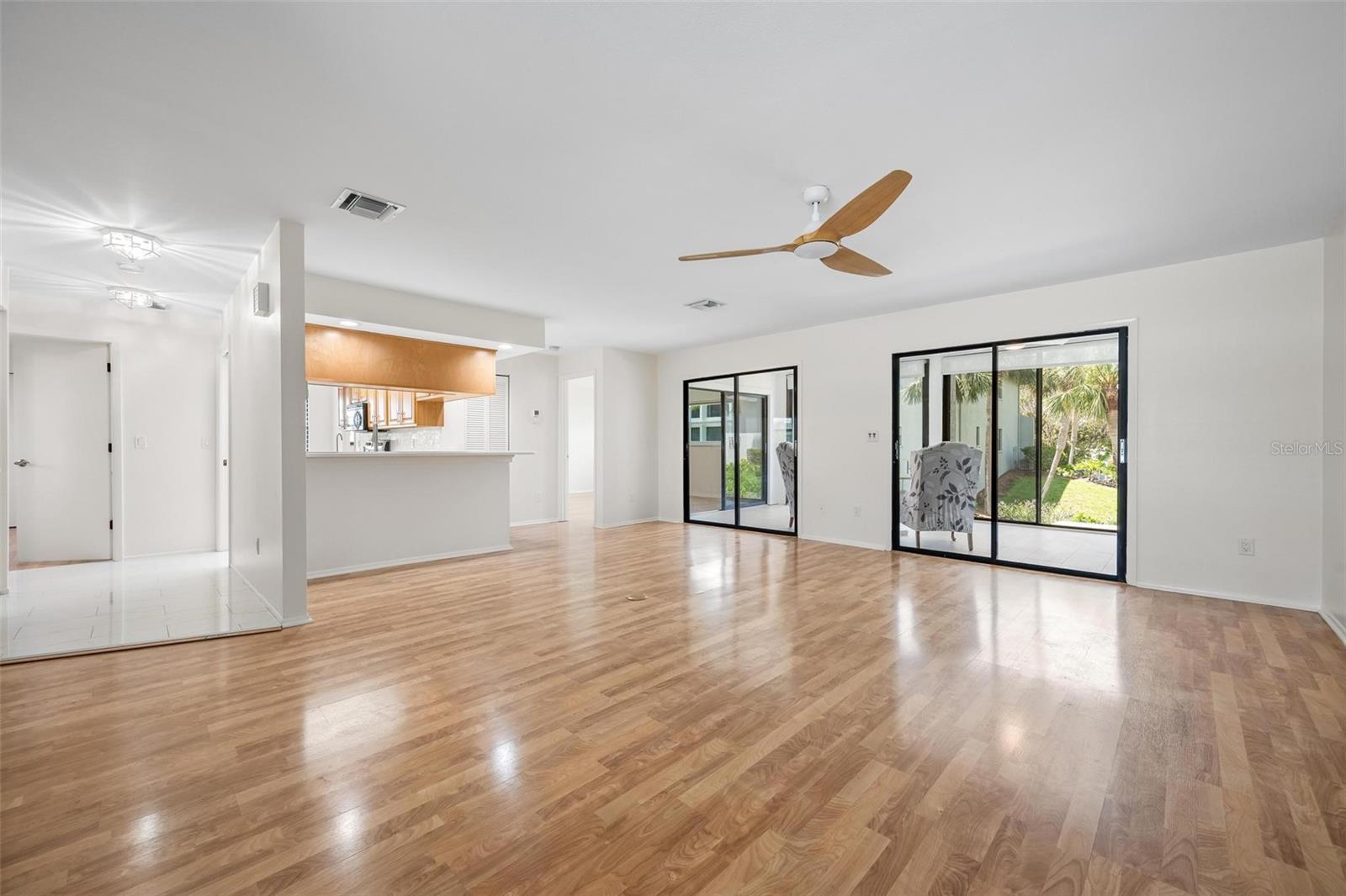 4255 Gulf Drive 116