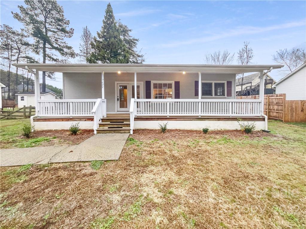 7602 Katherine Drive, Denver, NC 28037