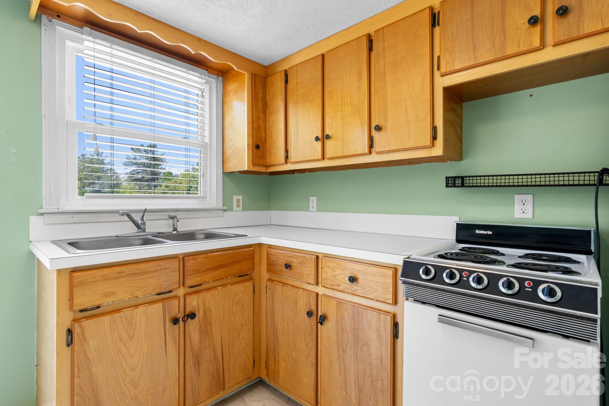 2113 White Pine Drive