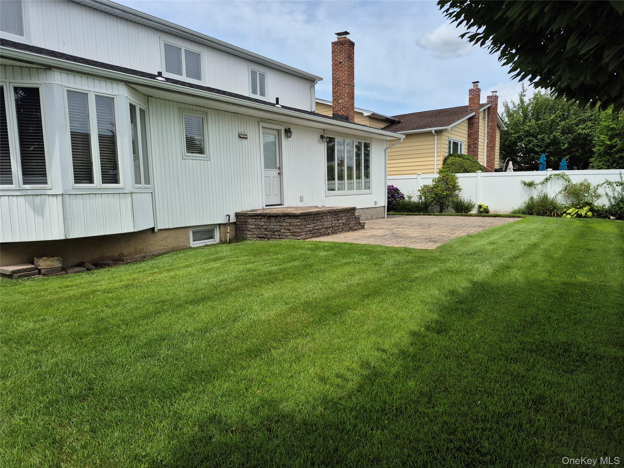 2418 Knob Hill Drive