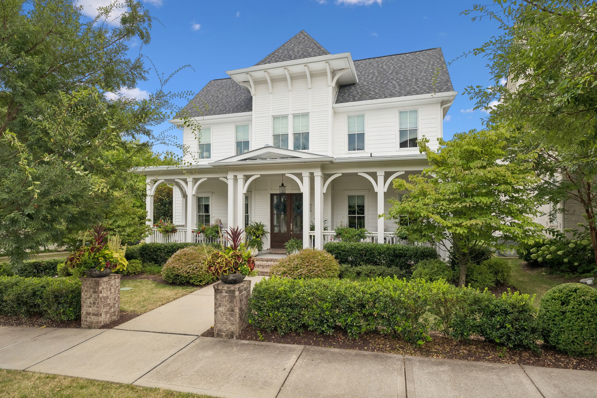 800 Stonewater Blvd