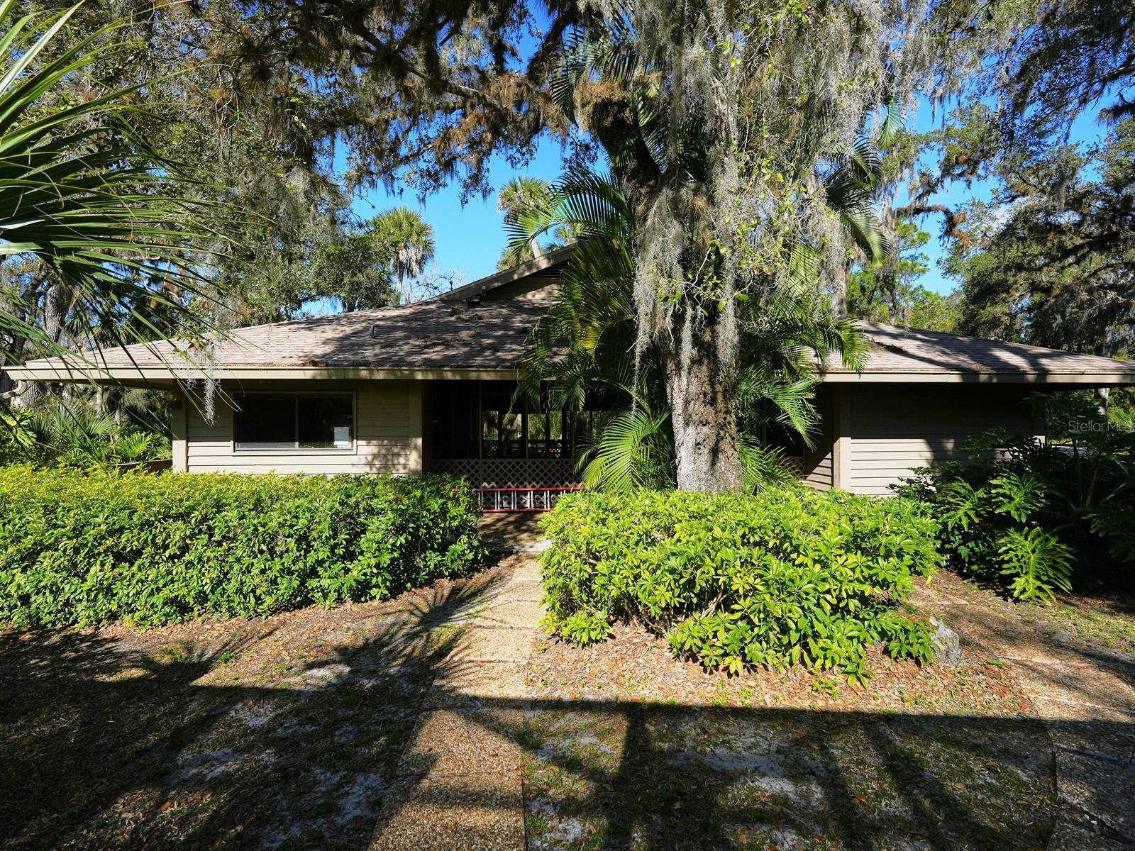 5190 Lancewood Drive 16