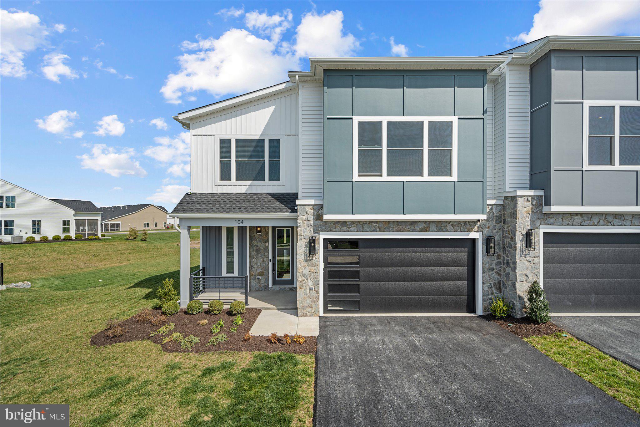 104 Wagtail Ln  
