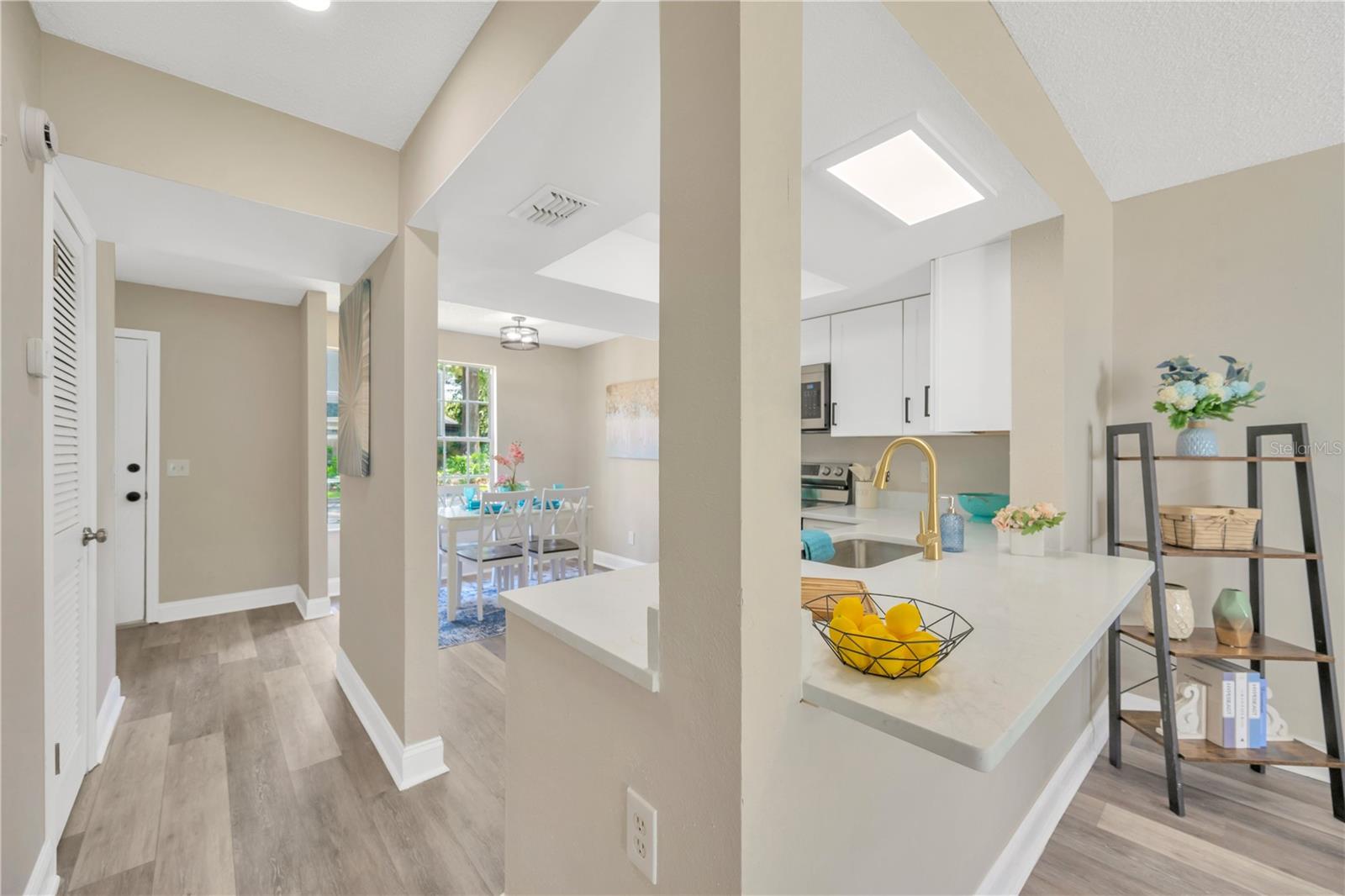 3304 Laurel View Drive