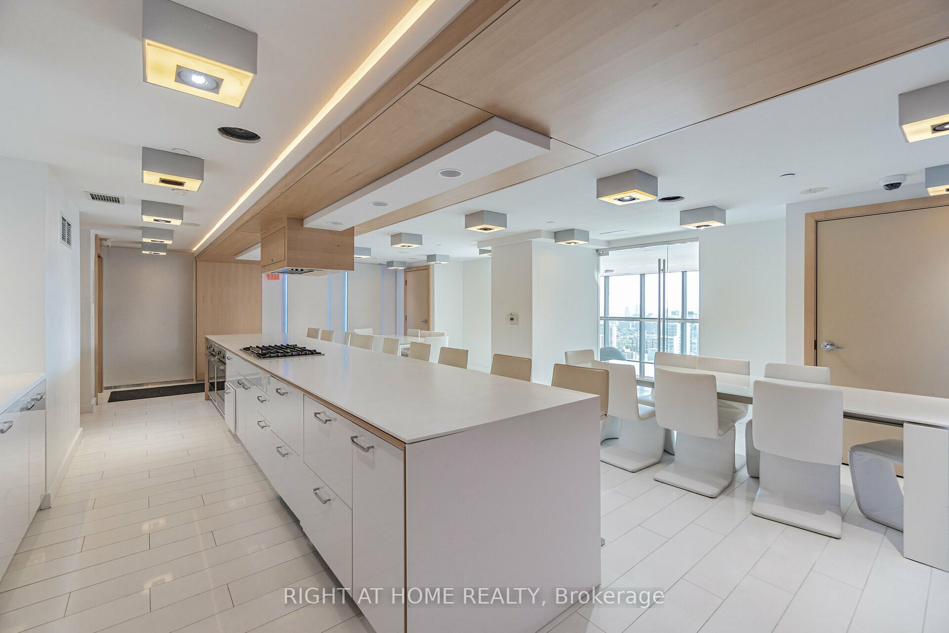 45 E Charles St 3910