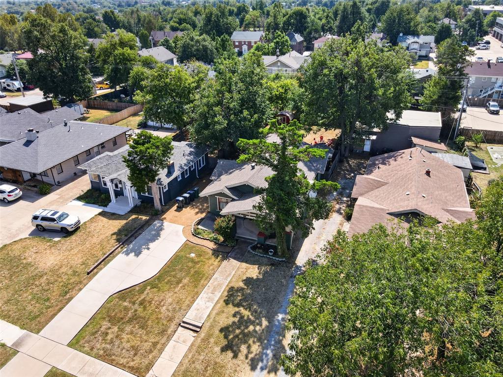 1216 NW 39th Street