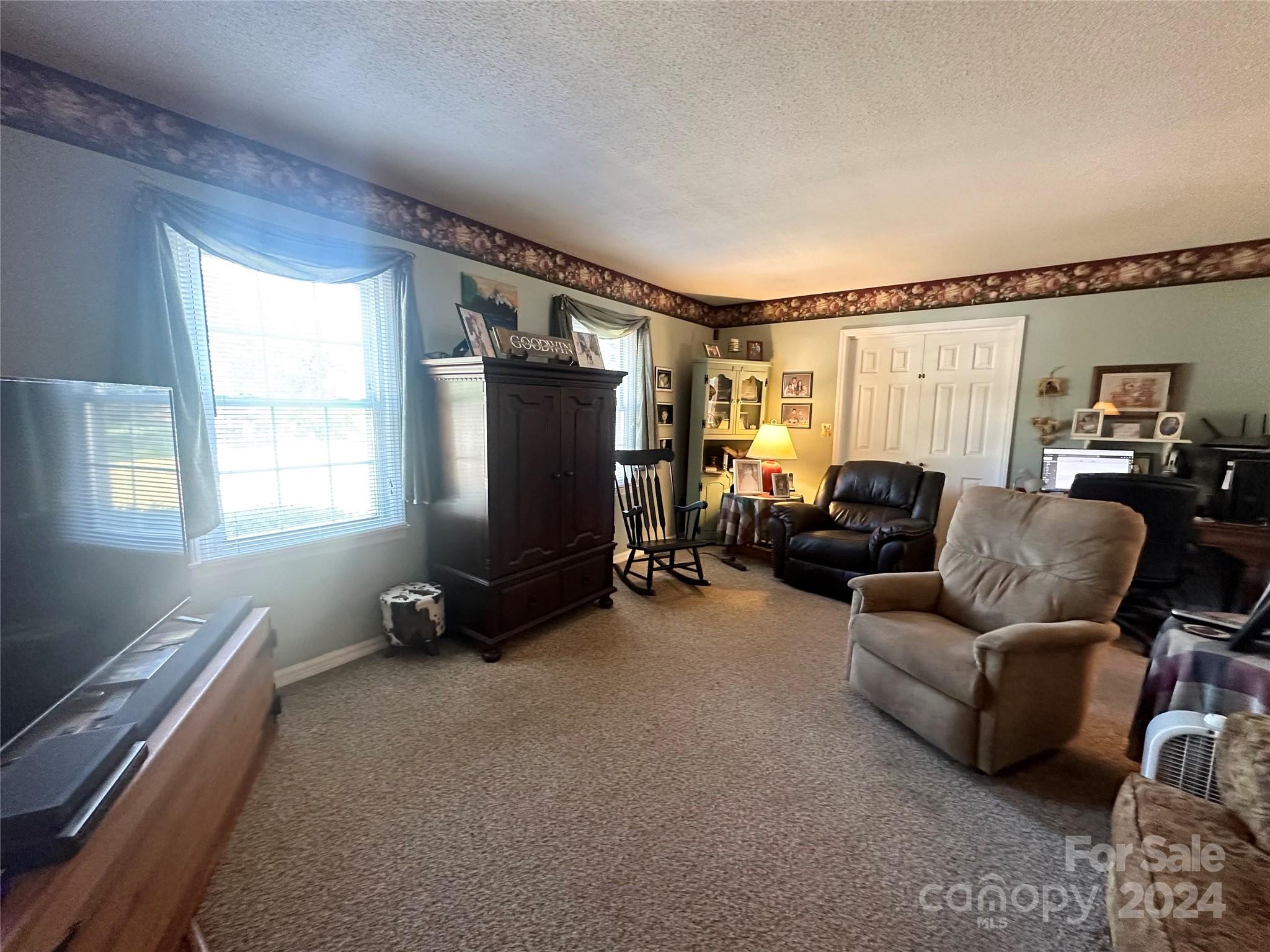 4050 Quarry Estates Road