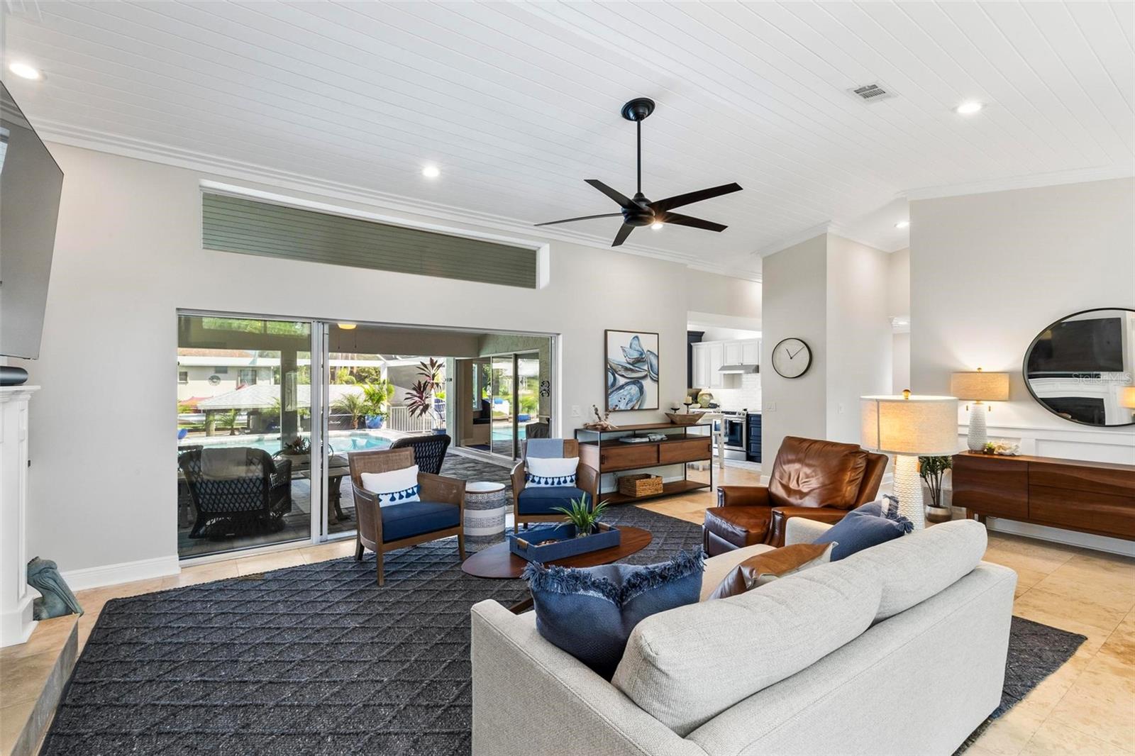 6 Colony Court