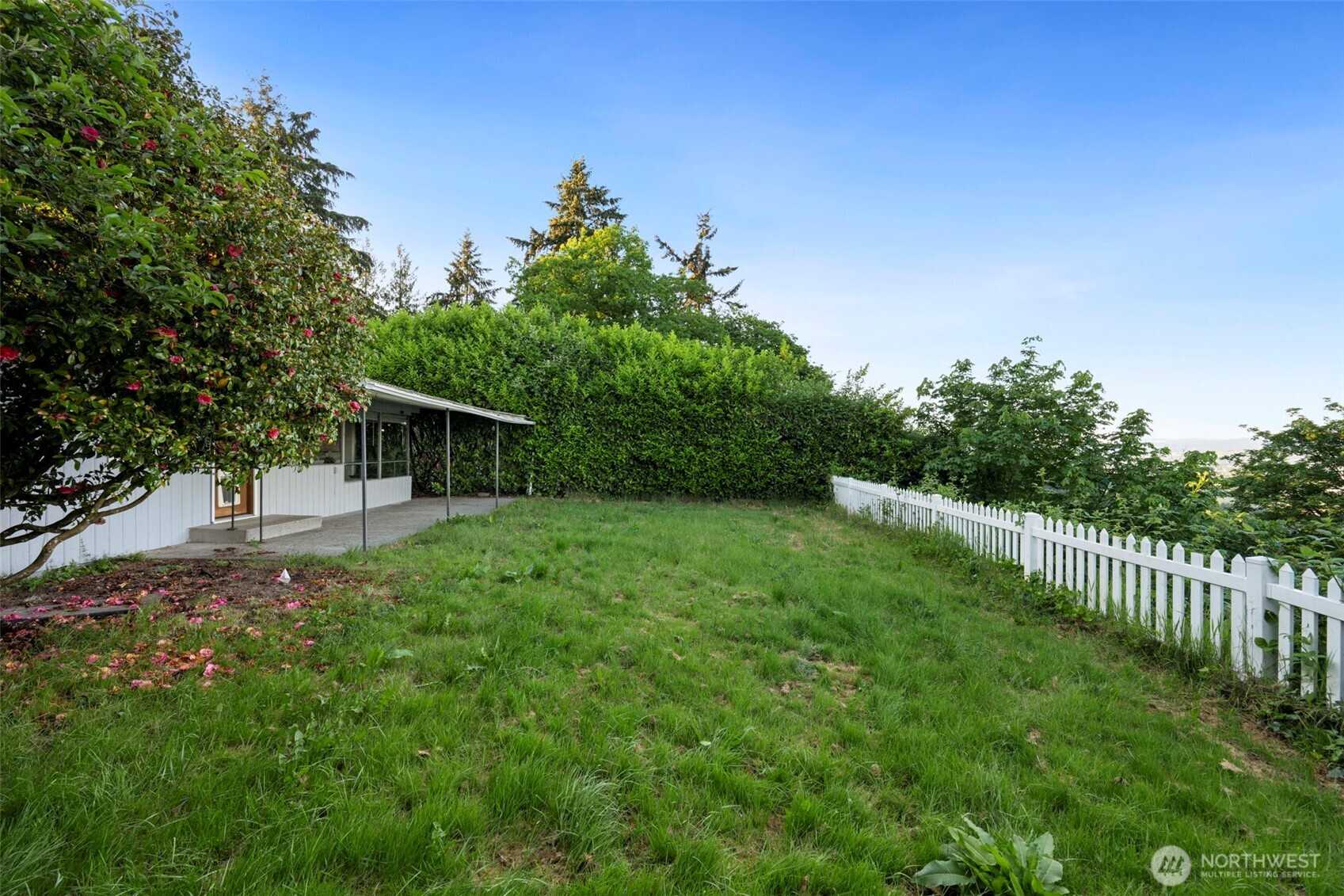 20826 Military Road S