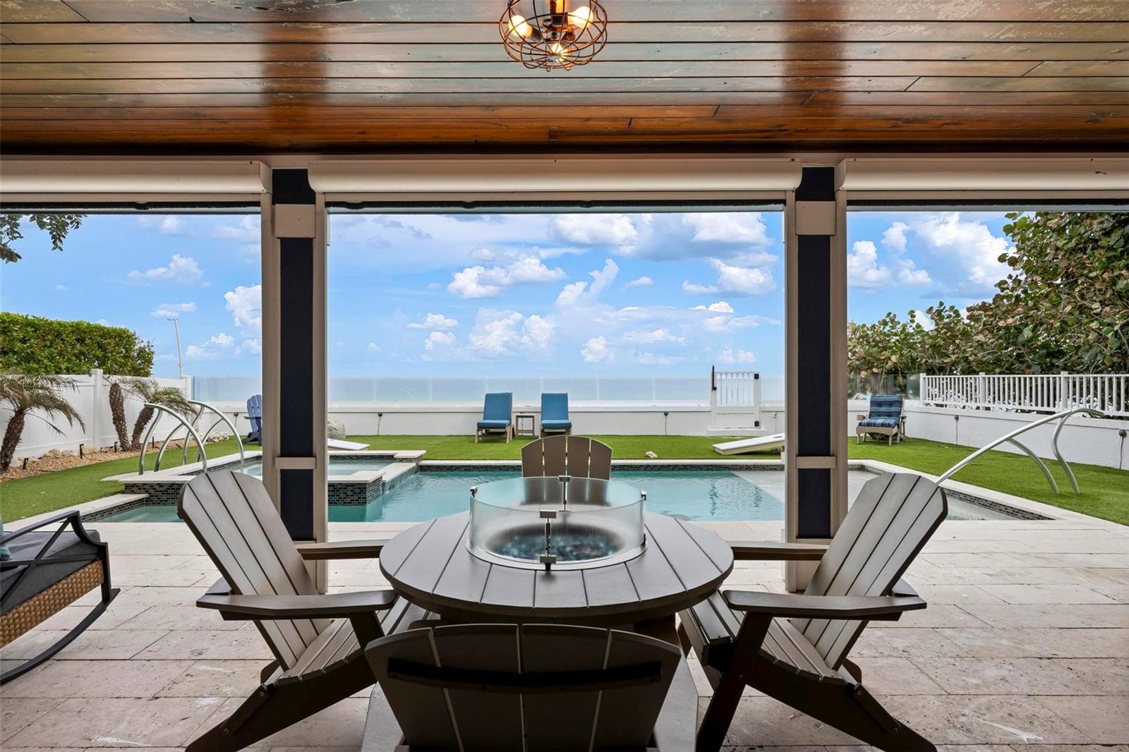 915 N Shore Drive