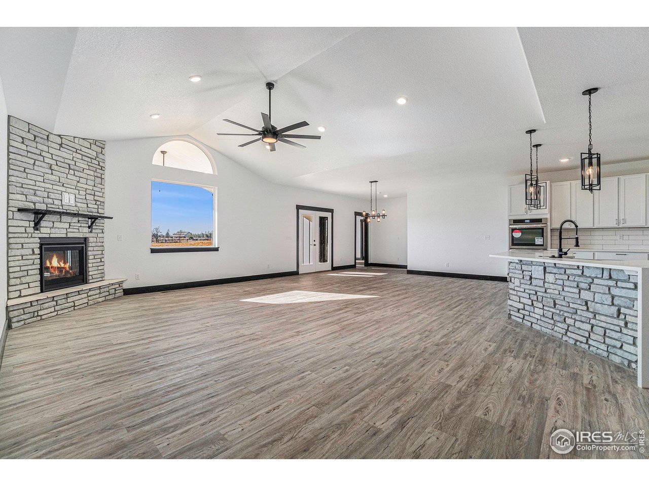 8759 Longs Peak Cir