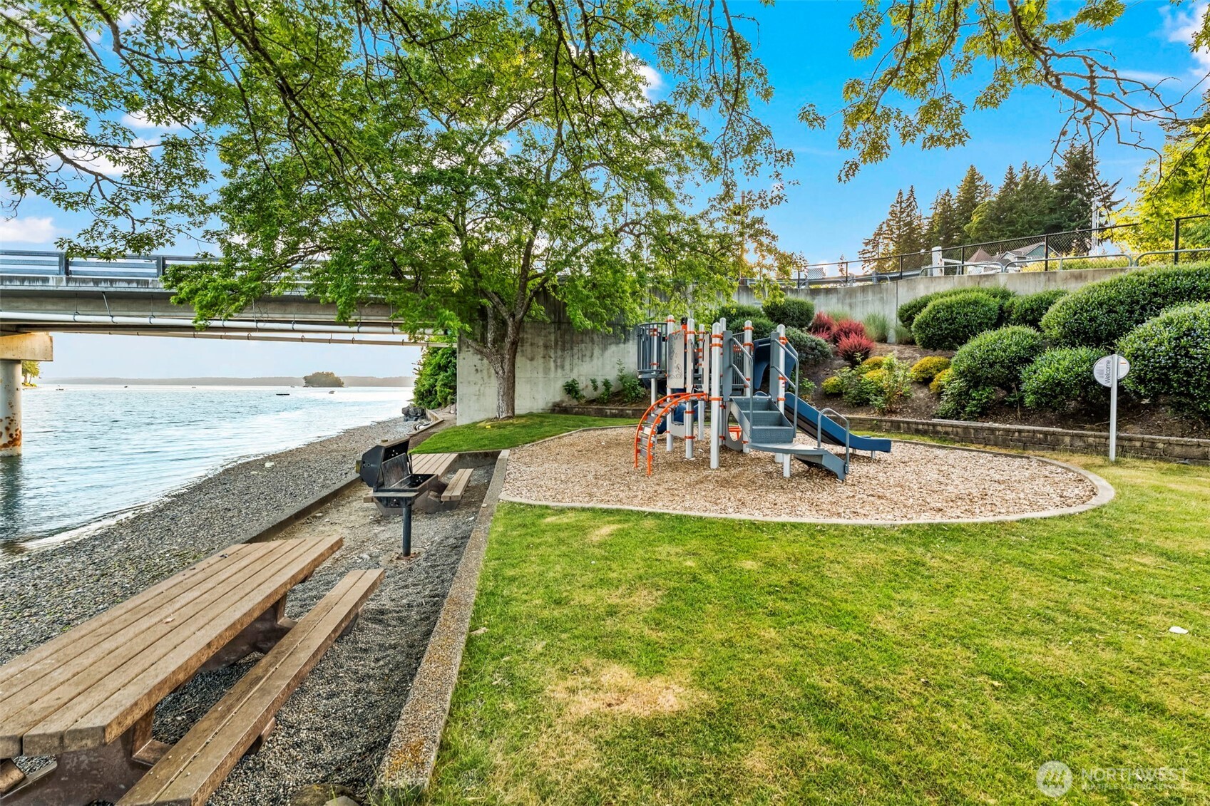 54 Raft Island Drive NW