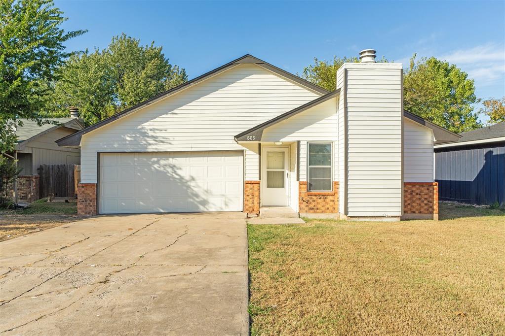 This 3-bedroom, 2-bath home with a 2-car garage has been completely remodeled and features a brand-new roof for peace of mind. With fresh updates throughout and a layout designed for comfort and functionality, this home is truly move-in ready. Conveniently located near shopping, dining, and easy highway access, it’s the perfect blend of style and convenience. Seller is also a licensed agent.