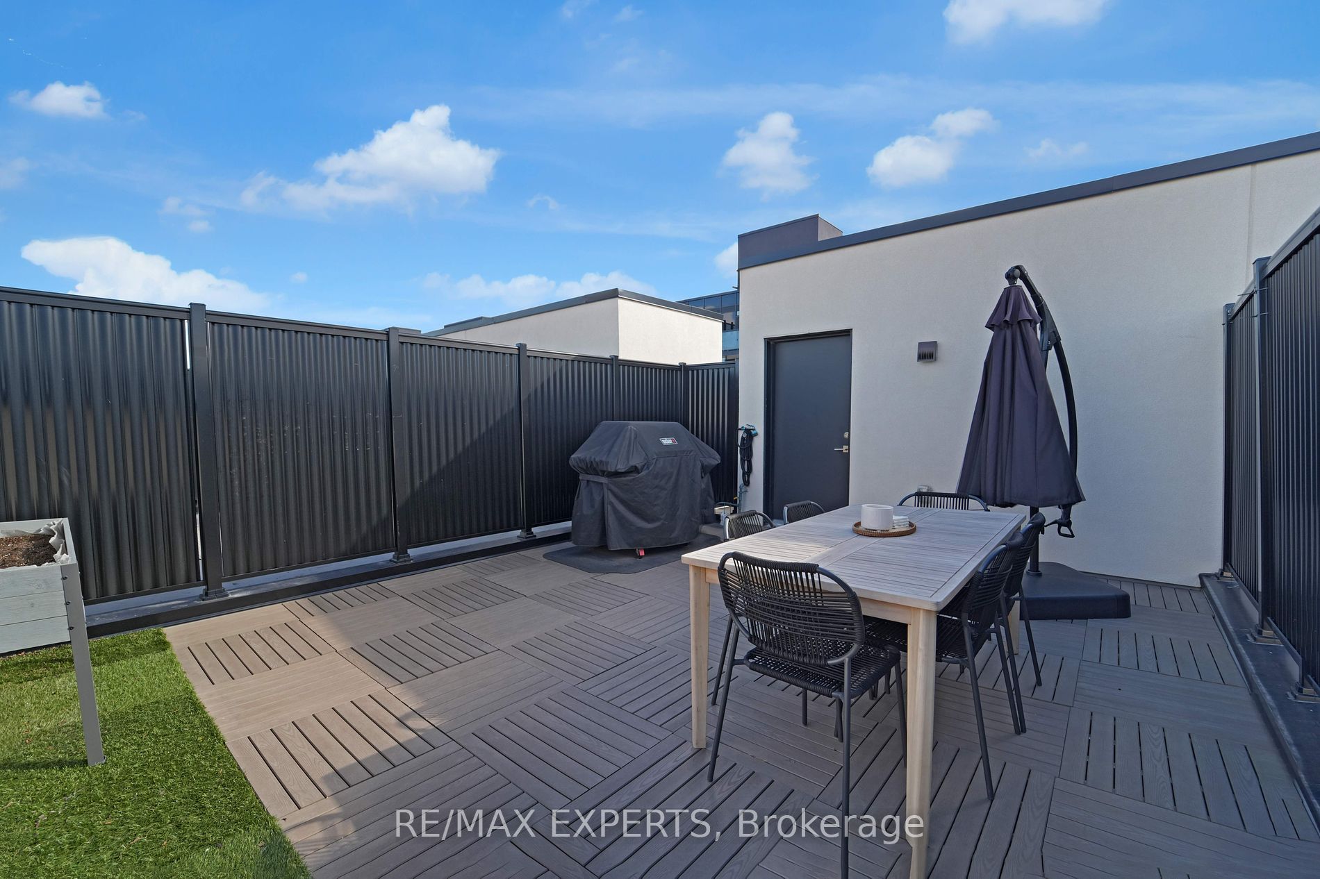 1095 Cooke Blvd 37