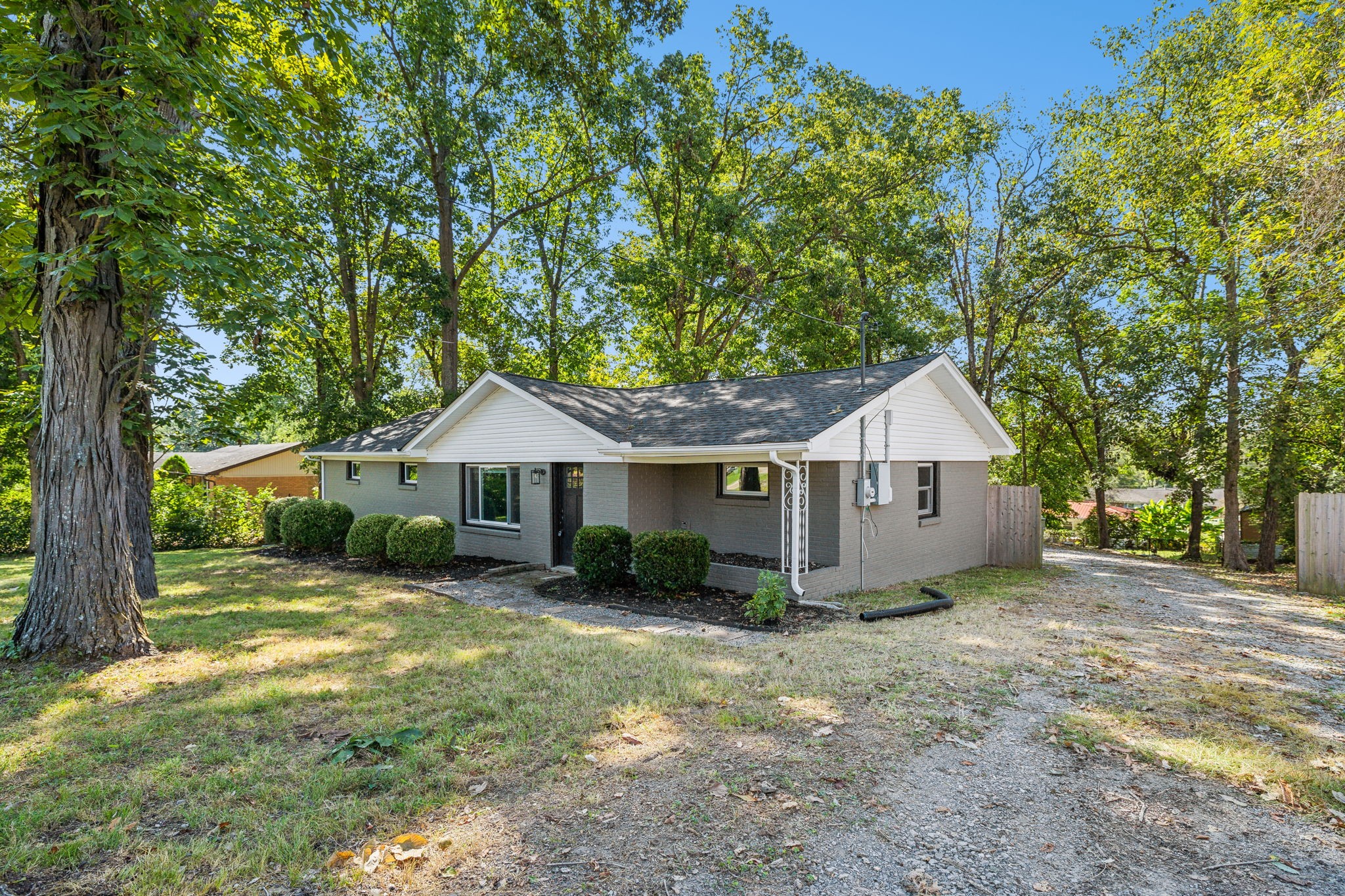 125 Lorraine Dr