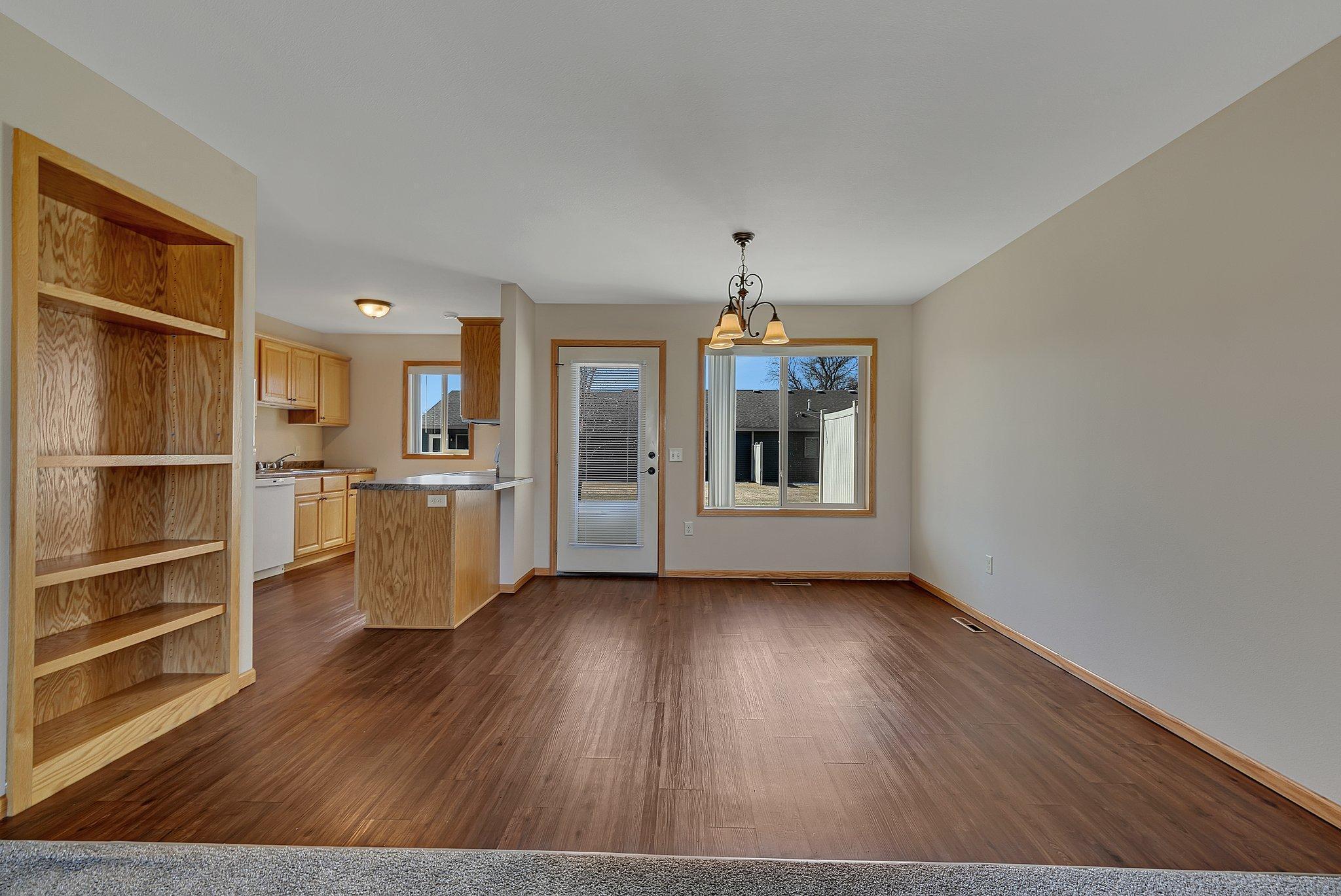 609 Cottonwood Avenue