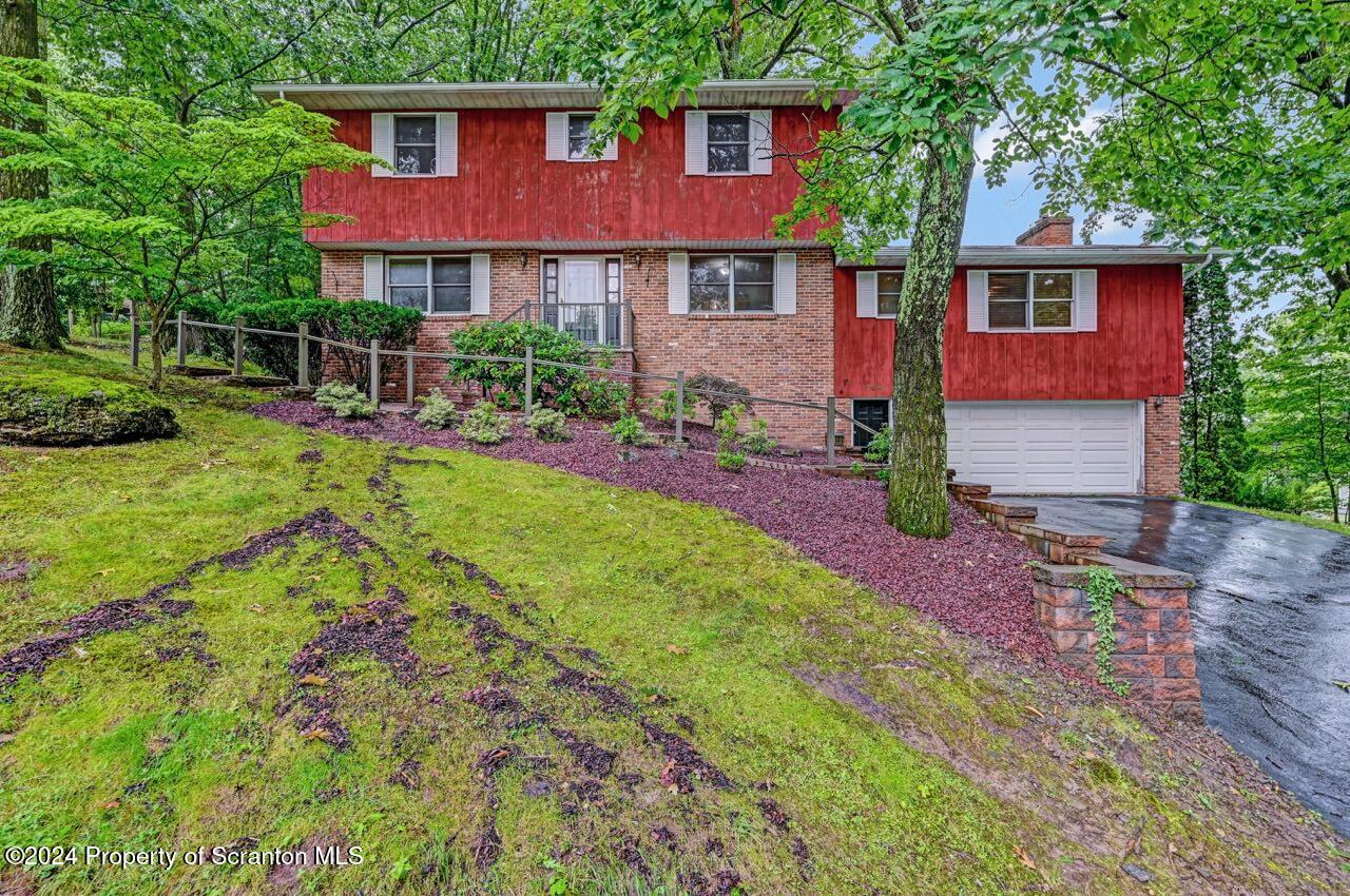 700 Lilac Lane