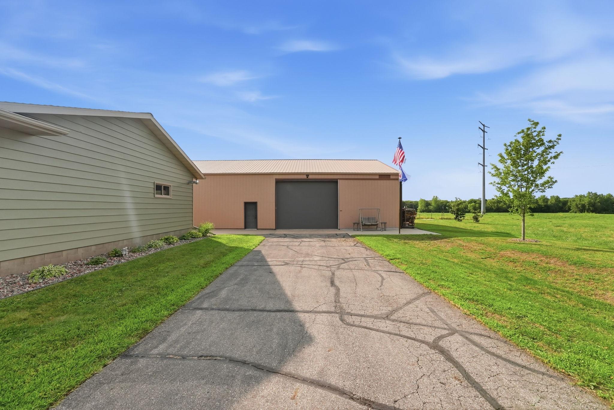 9422 County Road 138
