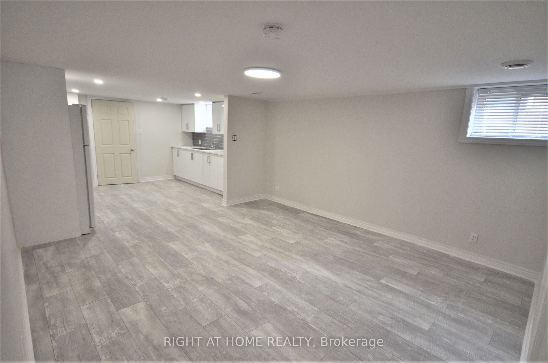 257 Bayfield St