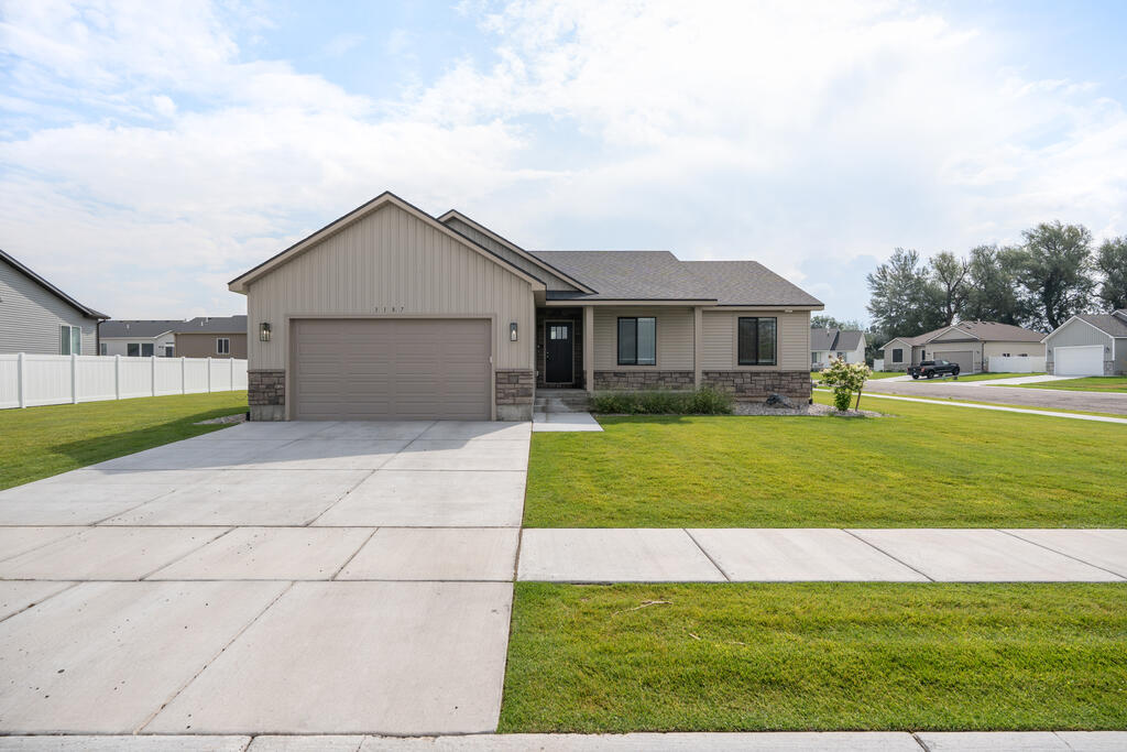 3187 Riata Lane