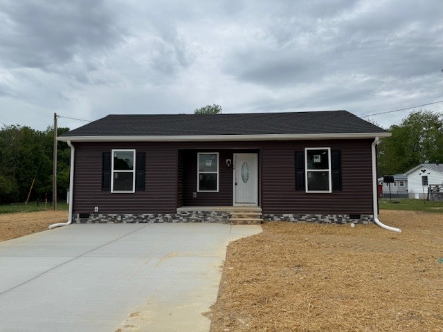 106 Chastain St — sold