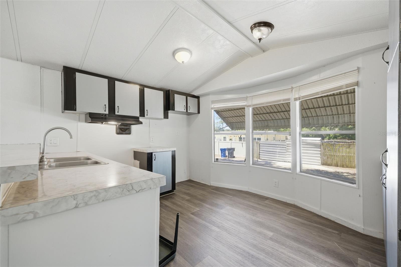 11410 Thomas Road