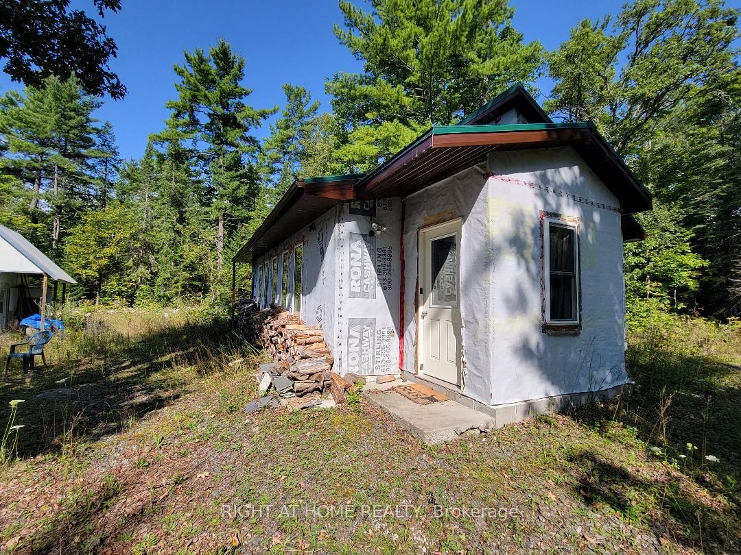 40 Pineview Crt