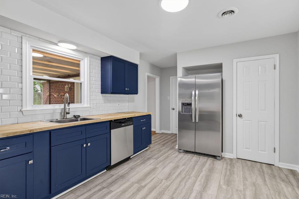 5309 Leesburg Drive