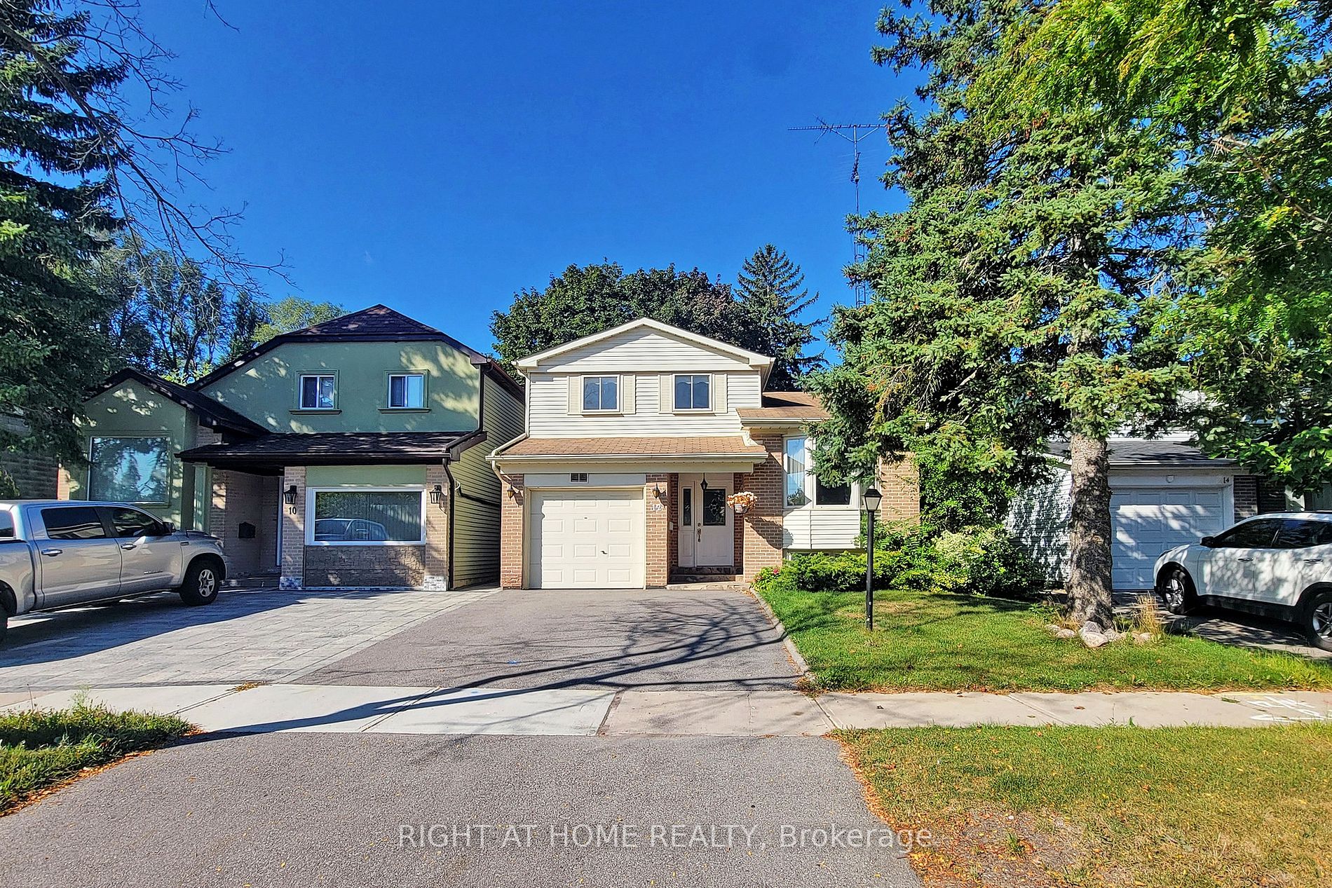 12 Plaisance Rd