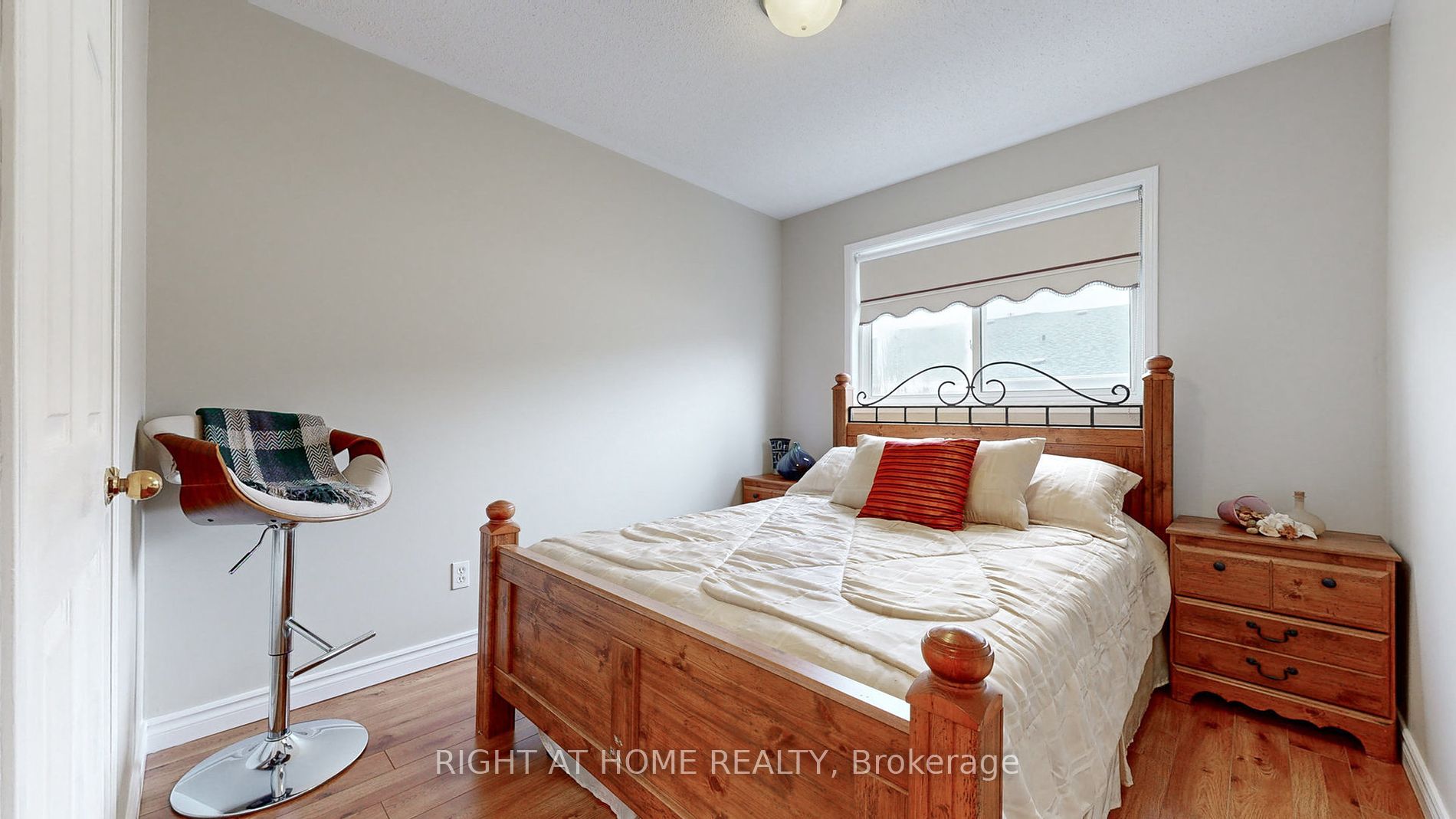 34 Rumi Cres