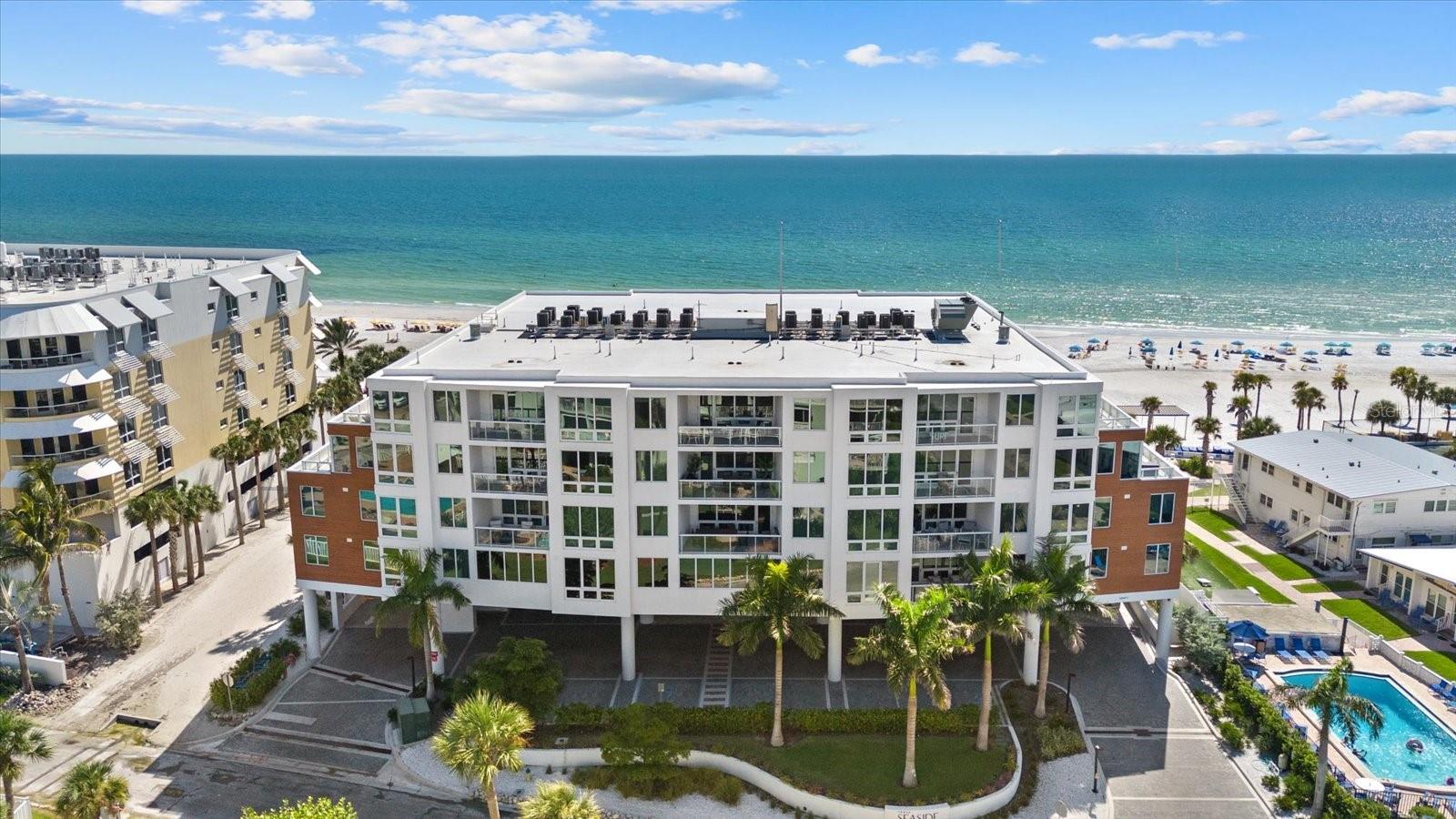 1035 Seaside Drive, Sarasota, FL