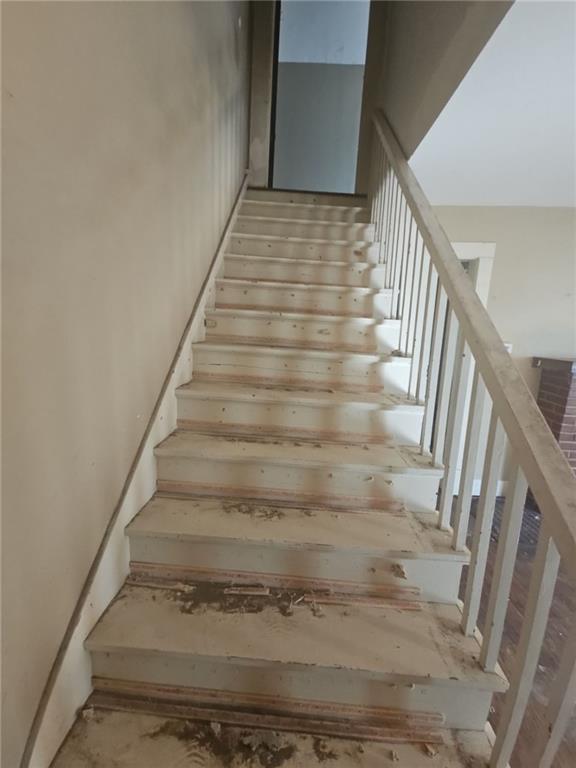 5301 NW Waukomis Drive